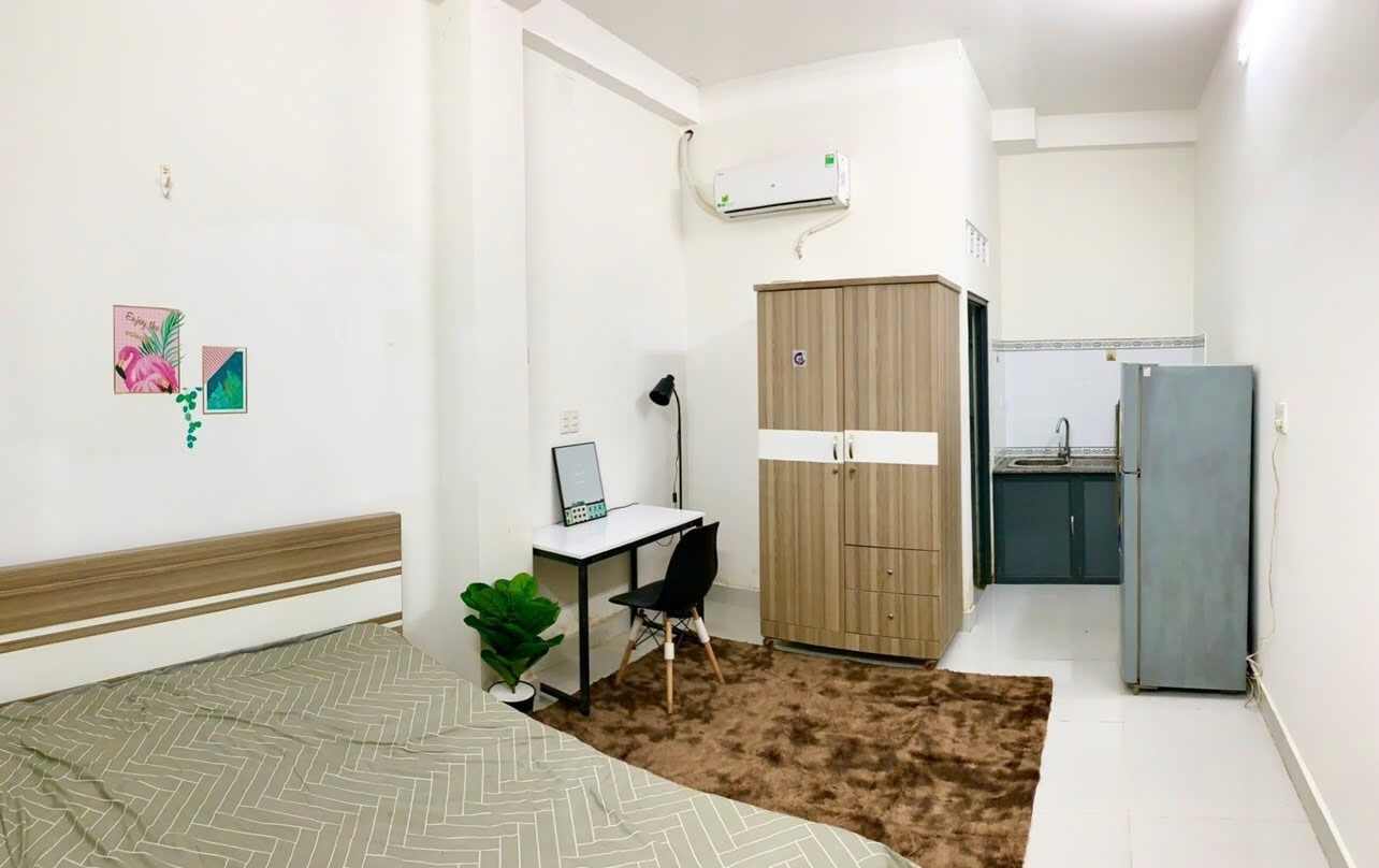 Phòng trọ Studio 20m2 tại Redhouse Hồ Xuân Hương - Bình Thạnh  - Phòng khách