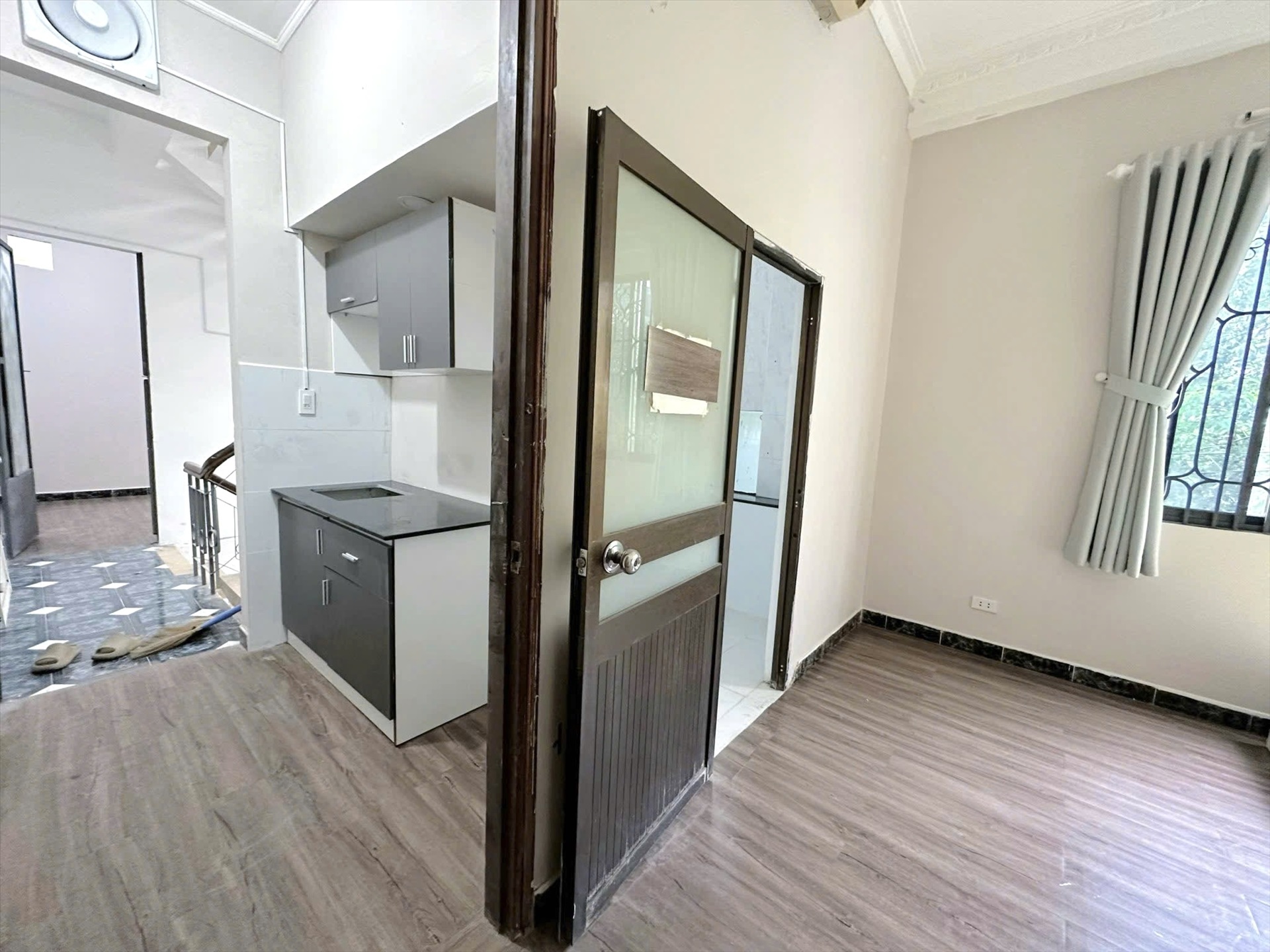 Phòng trọ Studio 25m2 tại H House Xô Viết Nghệ Tĩnh - Bình Thạnh - Phòng bếp