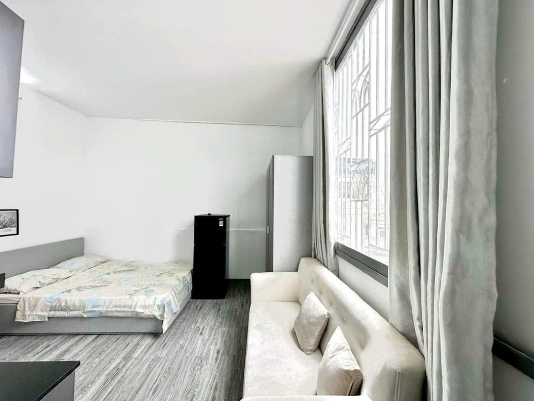 Phòng trọ Studio 30m2 tại TP Room Nguyễn Đình Chính - Phú Nhuận - Phòng khách