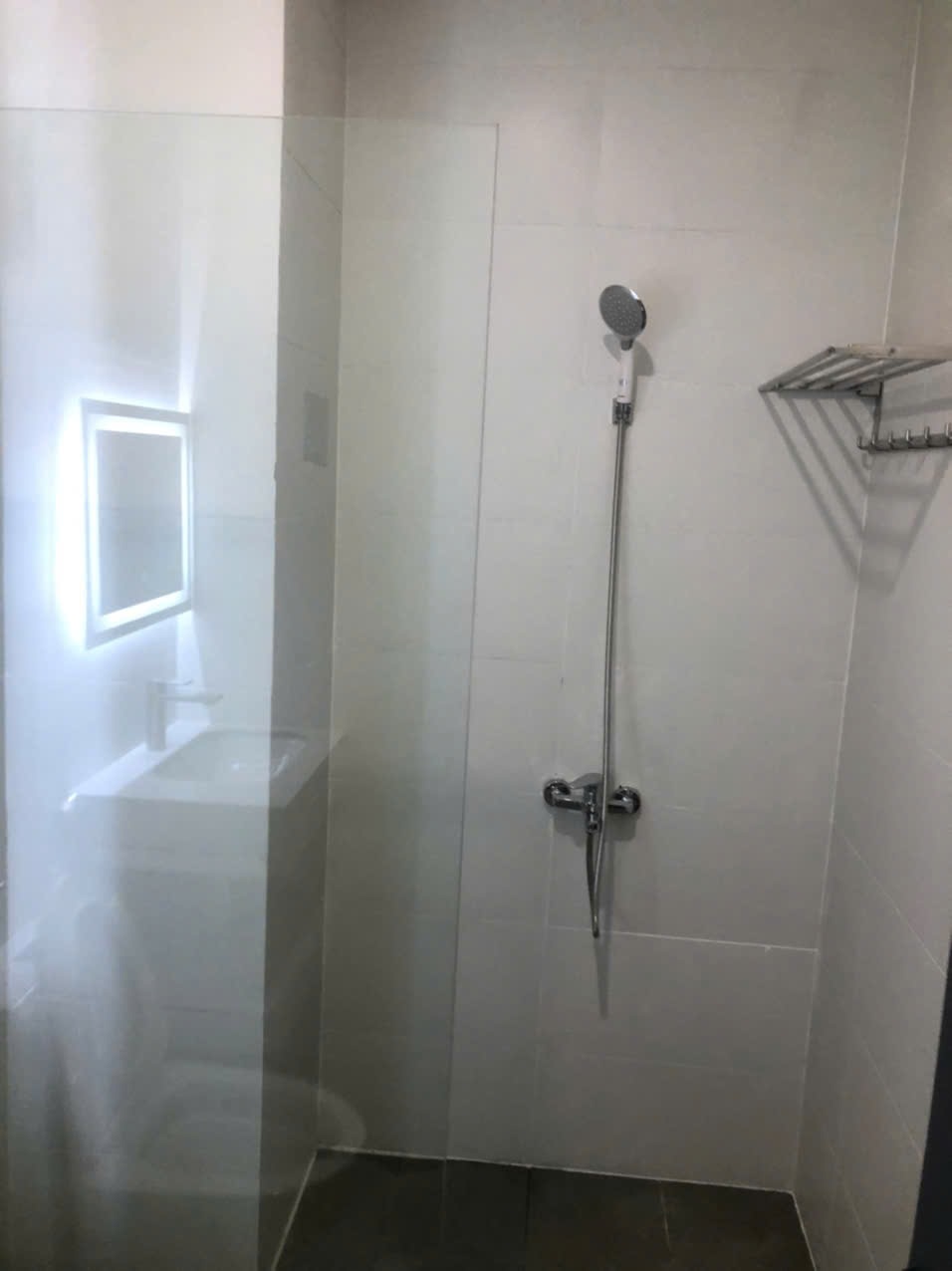 Phòng trọ Studio 35m2 tại NP House Nguyễn Gia Trí - Bình Thạnh - Phòng tắm