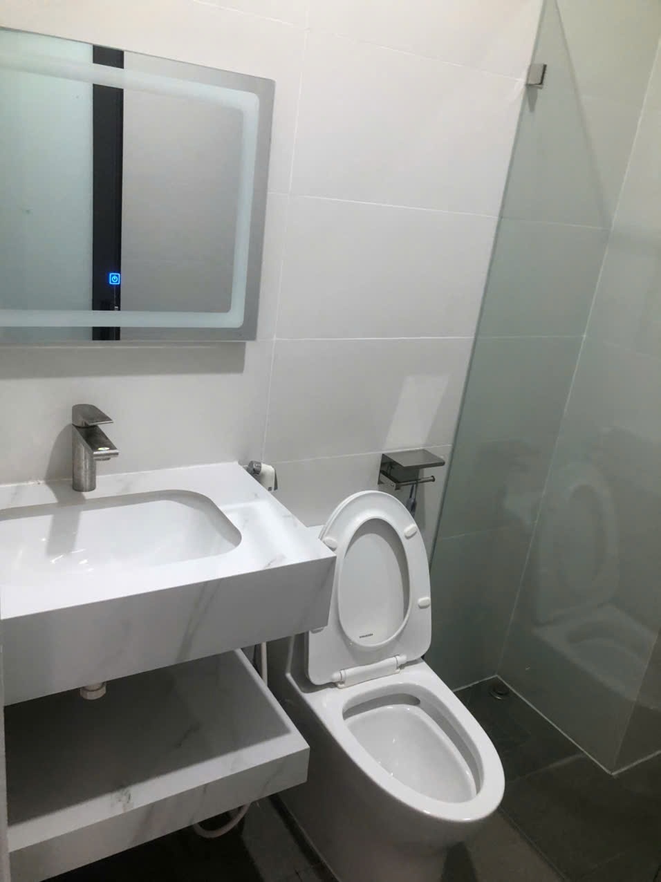 Phòng trọ Studio 35m2 tại NP House Nguyễn Gia Trí - Bình Thạnh - Phòng tắm