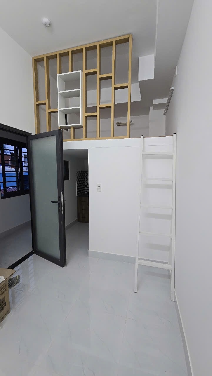 Phòng trọ Duplex 25m2 tại MT Room Thích Quảng Đức - Phú Nhuận - Phòng khách