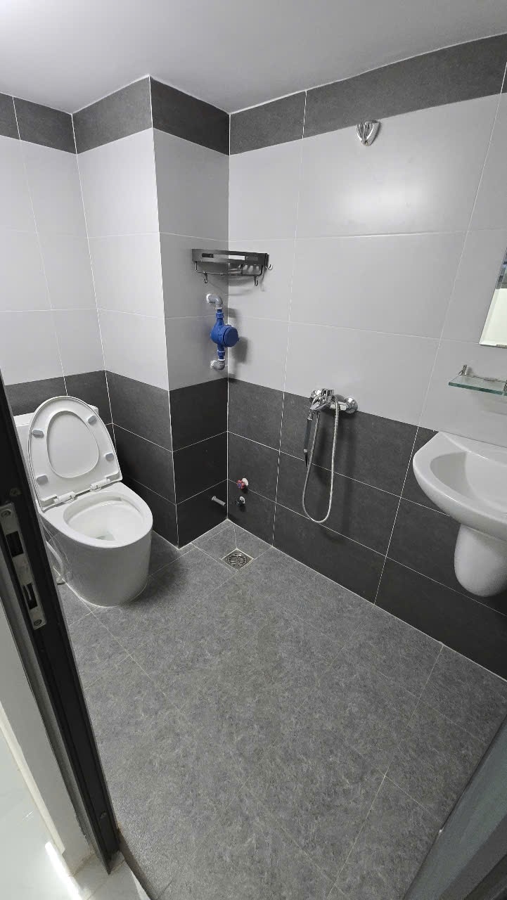 Phòng trọ Duplex 25m2 tại MT Room Thích Quảng Đức - Phú Nhuận - Phòng tắm