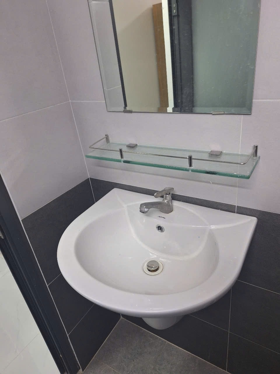 Phòng trọ Duplex 20m2 tại MT Room Thích Quảng Đức - Phú Nhuận - Phòng tắm