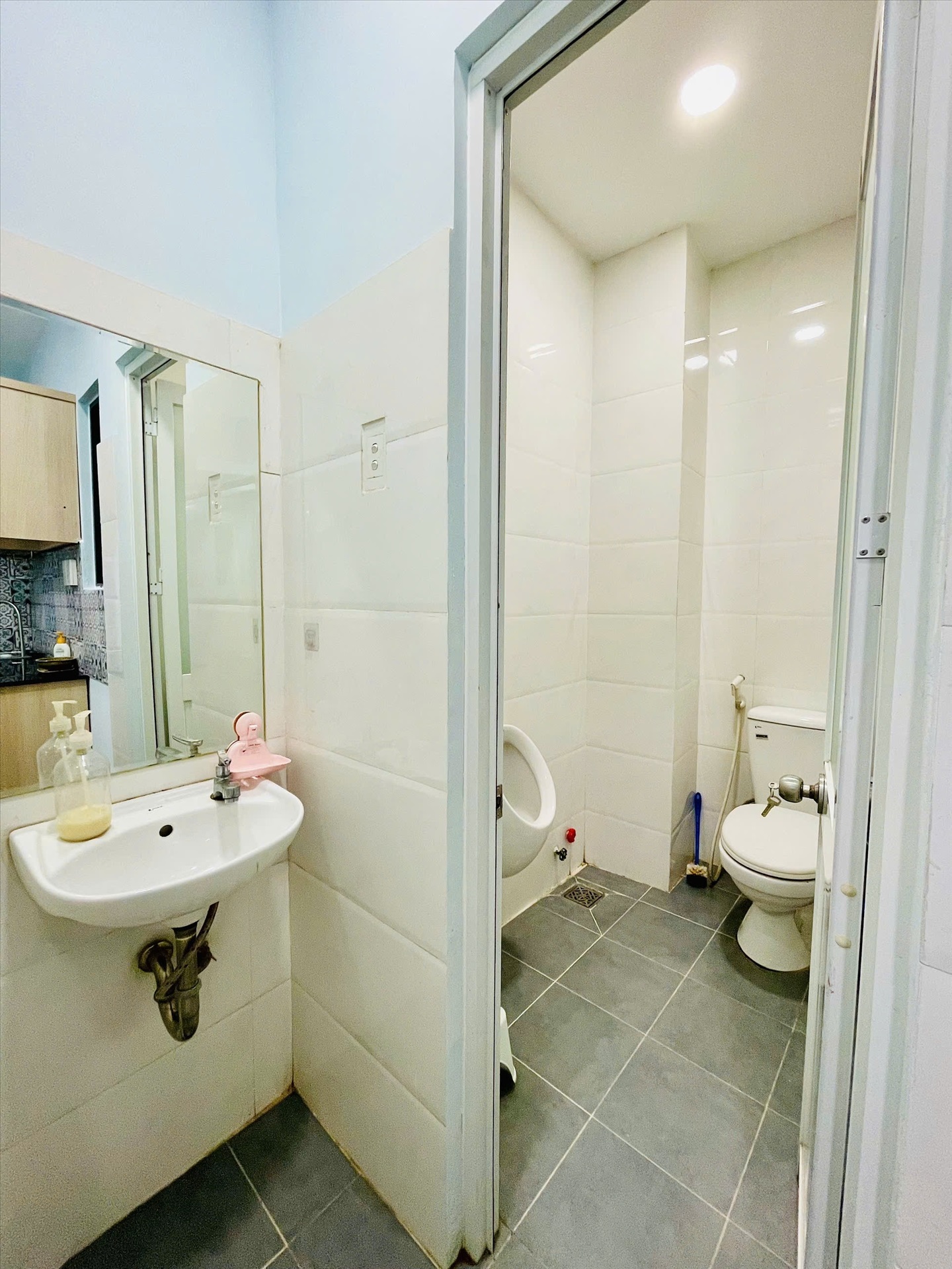 Phòng trọ Studio 42m2 tại Host Wish Vũ Huy Tấn - Bình Thạnh - Phòng tắm