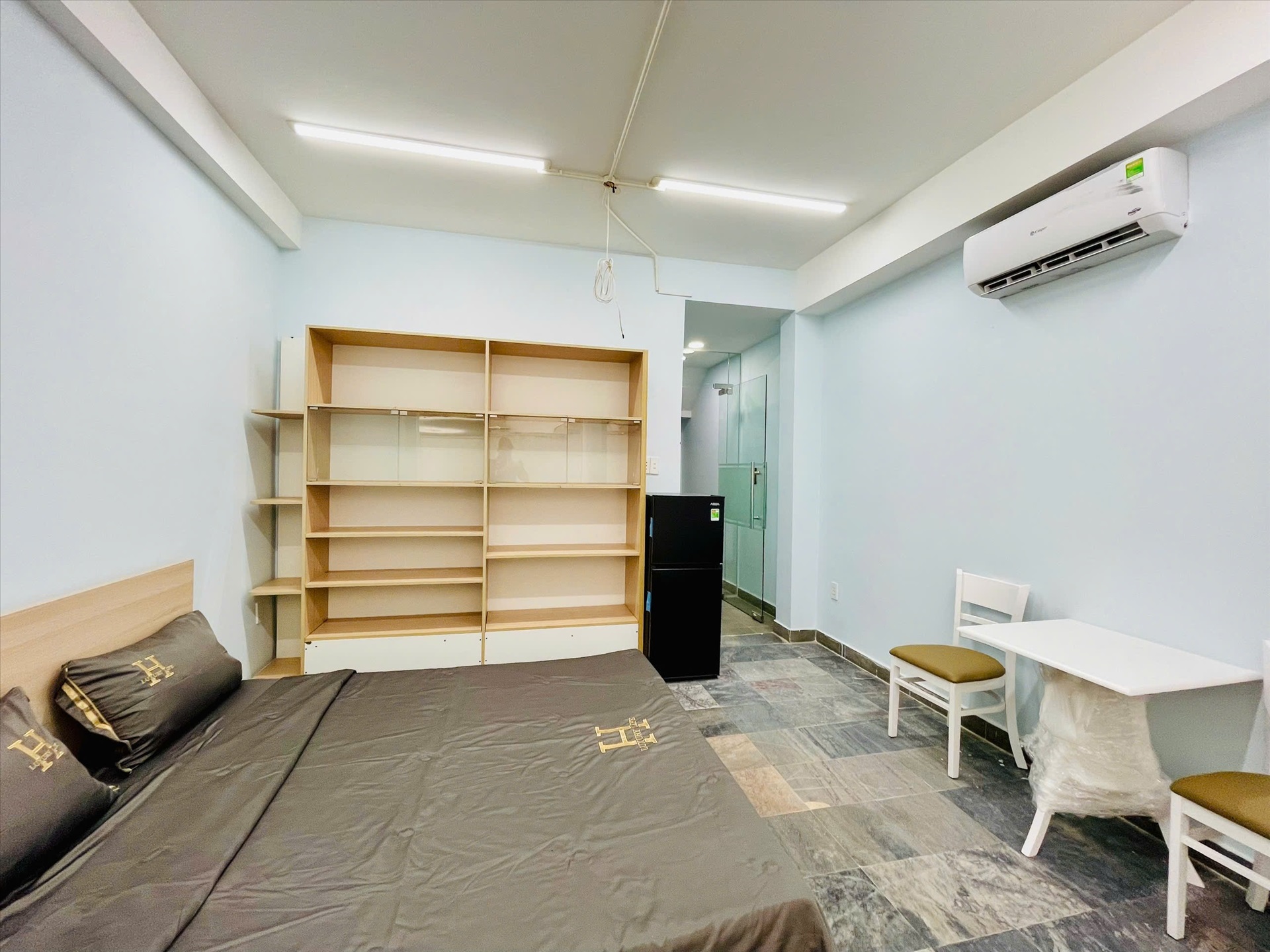 Phòng trọ Studio 42m2 tại Host Wish Vũ Huy Tấn - Bình Thạnh - Phòng khách