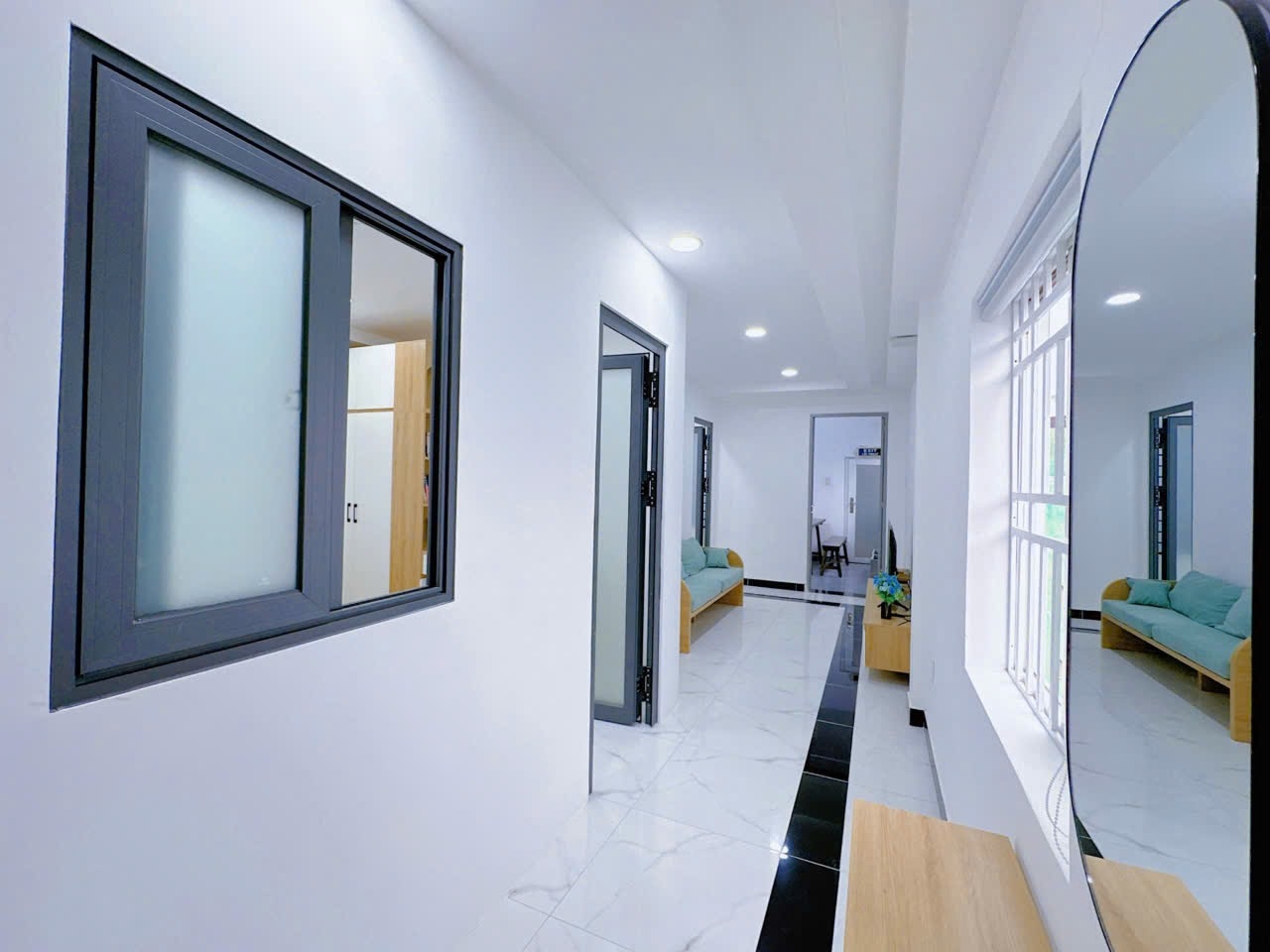 Phòng trọ 2 Phòng ngủ 60m2 tại BH Home Nguyễn Xí - Bình Thạnh - Phòng khách