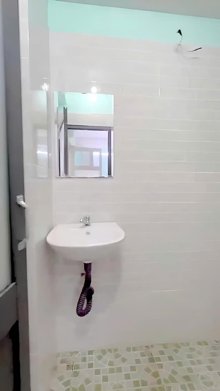 Phòng trọ 2 Phòng ngủ 45m2 tại NT House Vũ Ngọc Phan - Bình Thạnh - Phòng tắm