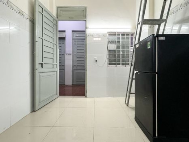 Phòng trọ Duplex 18m2 tại PT Home Trường Chinh - Tân Bình - Phòng khách