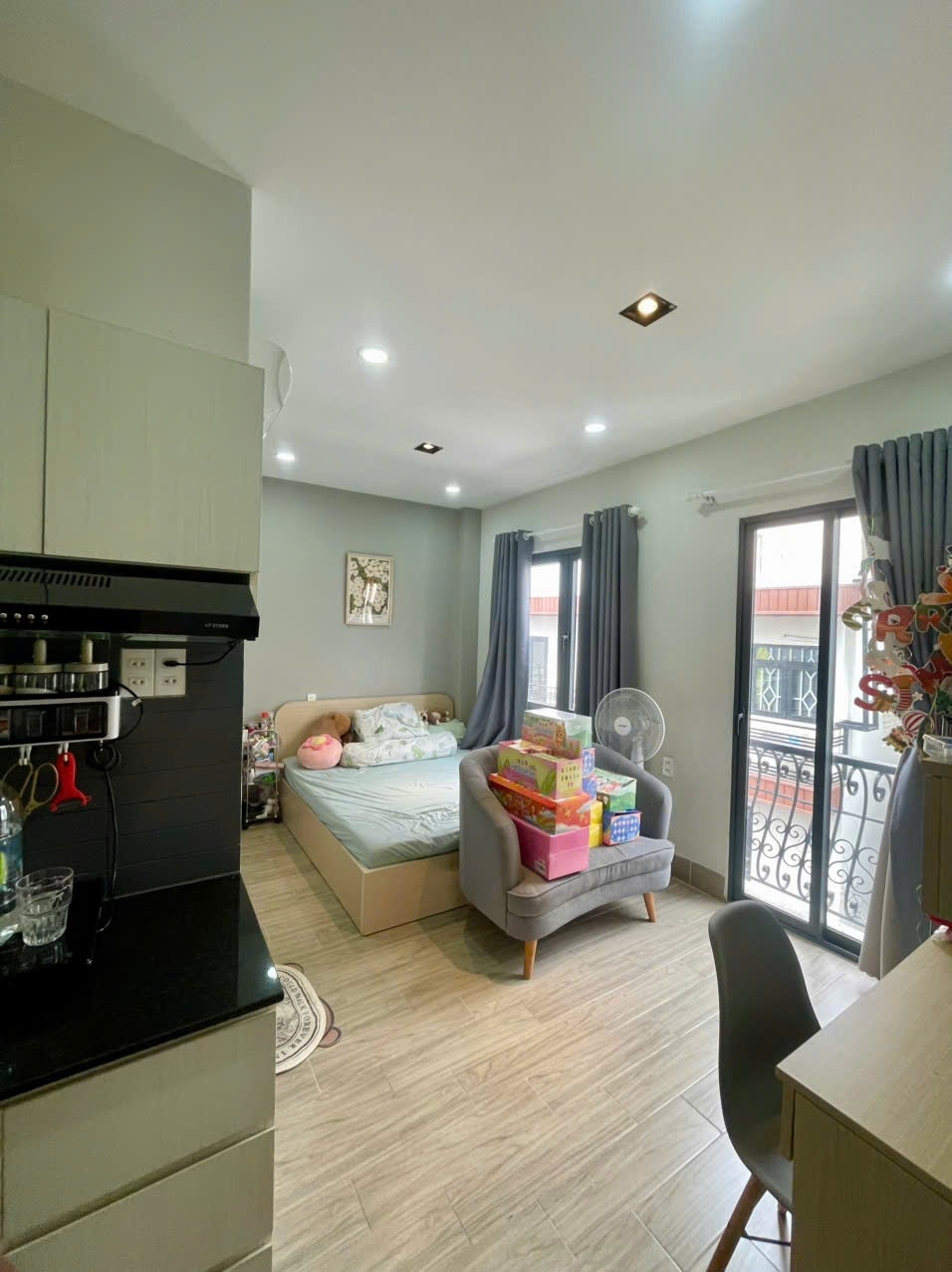 Phòng trọ Studio 35m2 tại T Home Nguyễn Trọng Tuyển - Phú Nhuận - Phòng khách