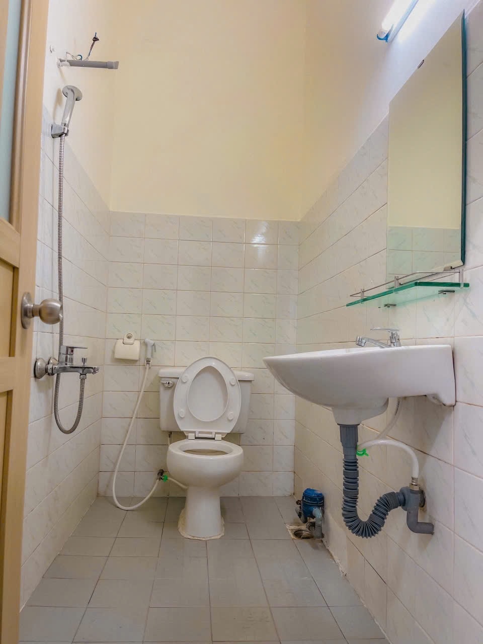 Phòng trọ Studio 32m2 tại HN Room Phan Văn Trị - Bình Thạnh - Phòng tắm