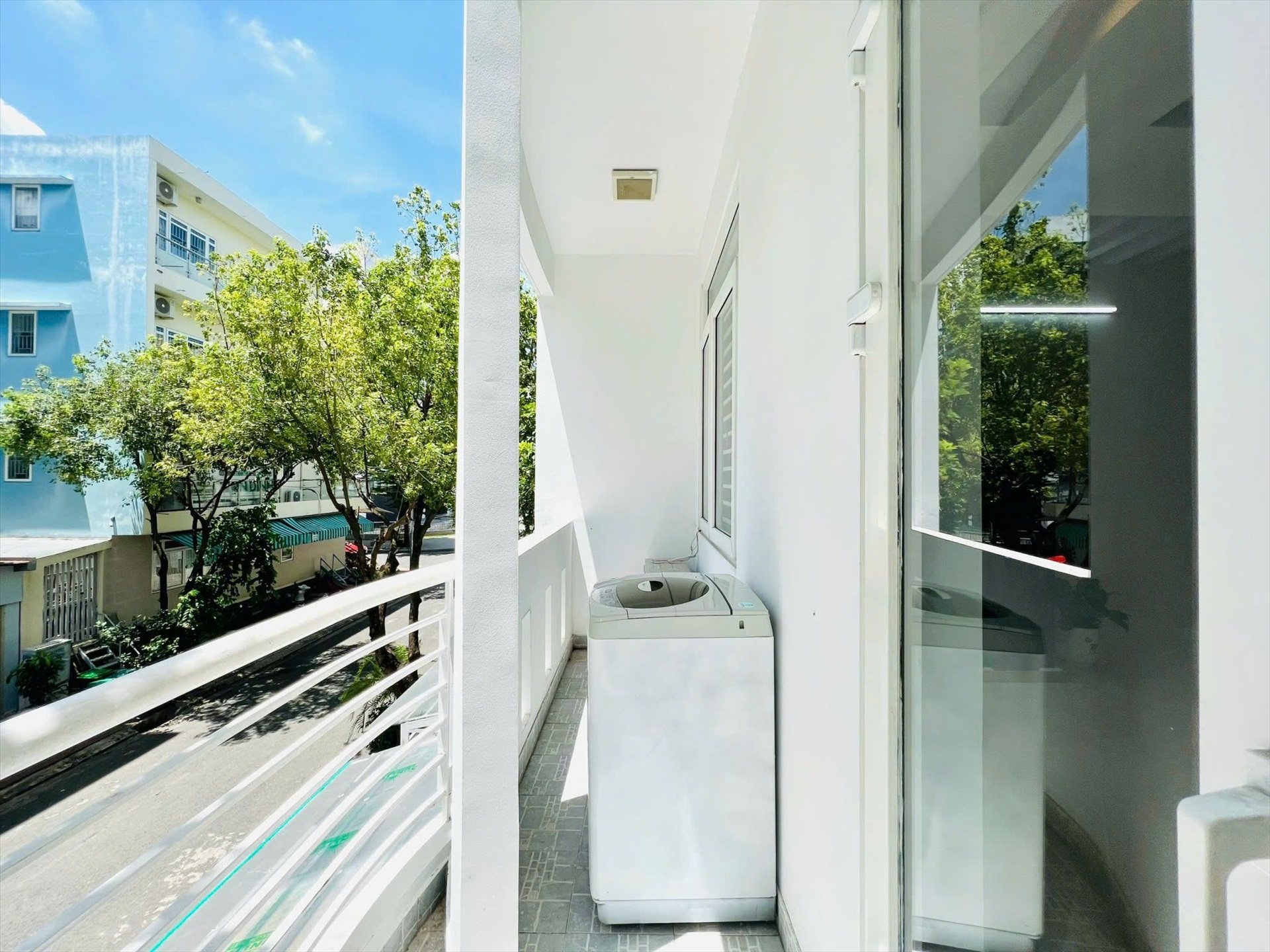 Phòng trọ Studio 35m2 tại G House Đường số 14 - Quận 7 - Ban công
