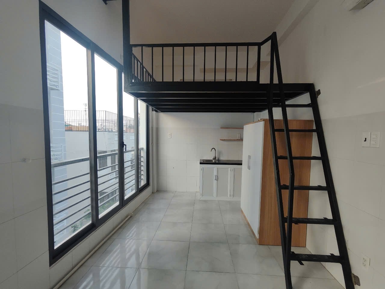 Phòng trọ Duplex 30m2 tại LightHouse Bùi Đình Túy - Bình Thạnh - Phòng khách