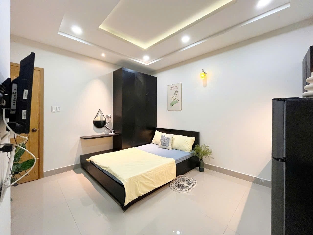 Phòng trọ Studio 25m2 tại LightHouse Phan Đăng Lưu - Phú Nhuận - Phòng khách