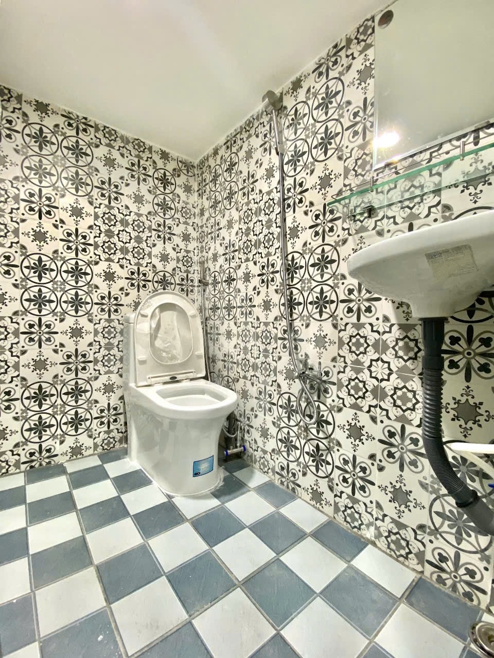 Phòng trọ Duplex 20m2 tại LL Room Đinh Bộ Lĩnh - Bình Thạnh - Phòng tắm