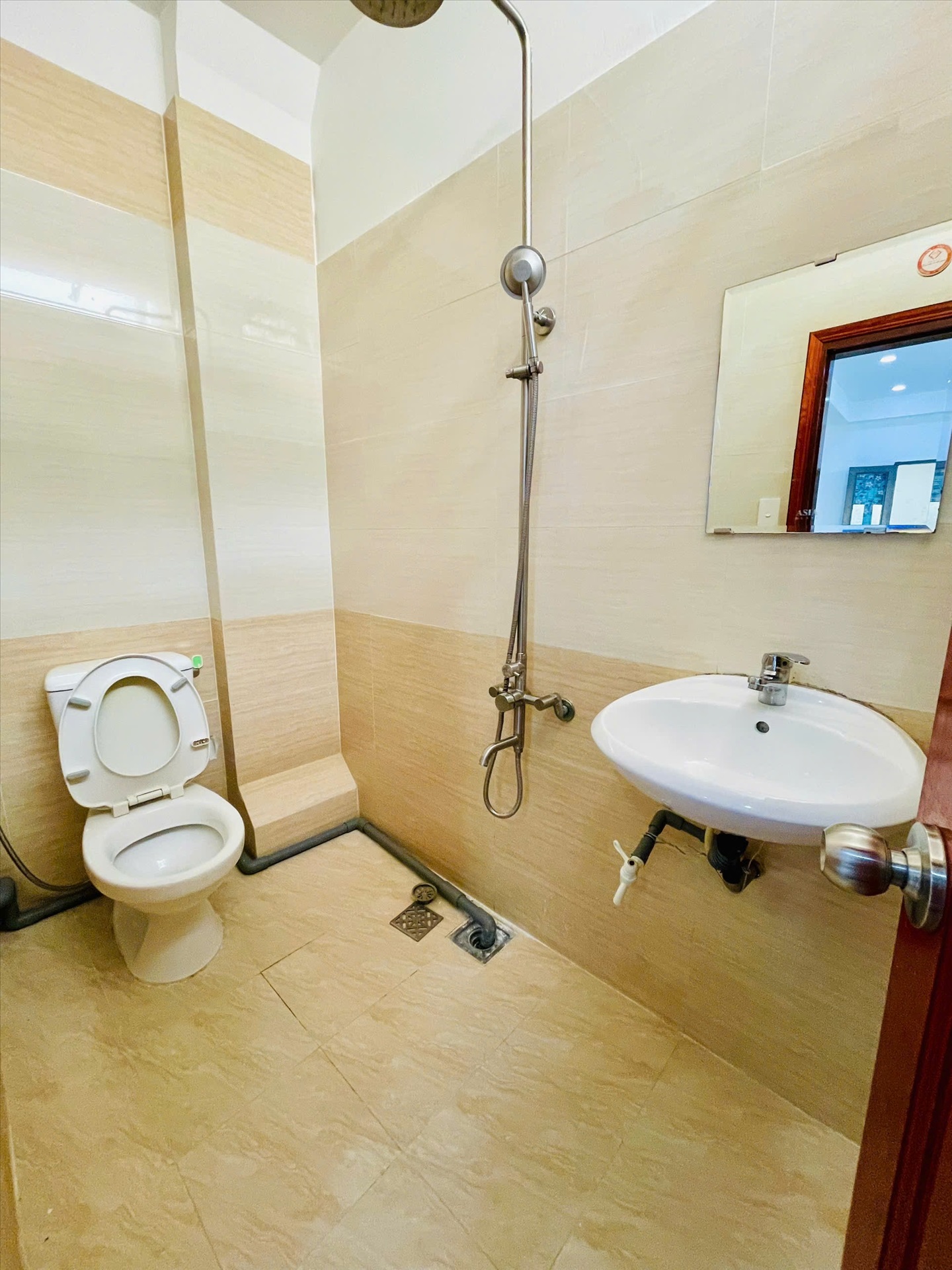 Phòng trọ Studio 35m2 tại Mer's House Cách Mạng Tháng 8 - Quận 3 - Phòng tắm