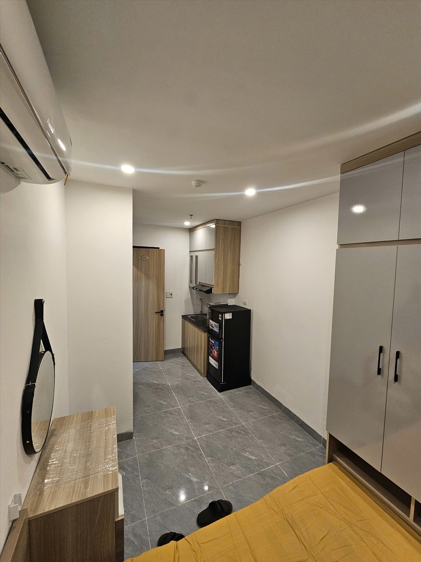 Phòng trọ Studio 16.8m2 tại HANOI Apartment Xuân Đỉnh - Cầu Giấy - Phòng khách