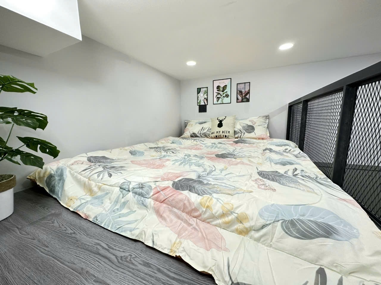 Phòng trọ Duplex 20m2 tại SàiGònTrọ Nguyễn Thượng Hiền - Bình Thạnh - Phòng ngủ