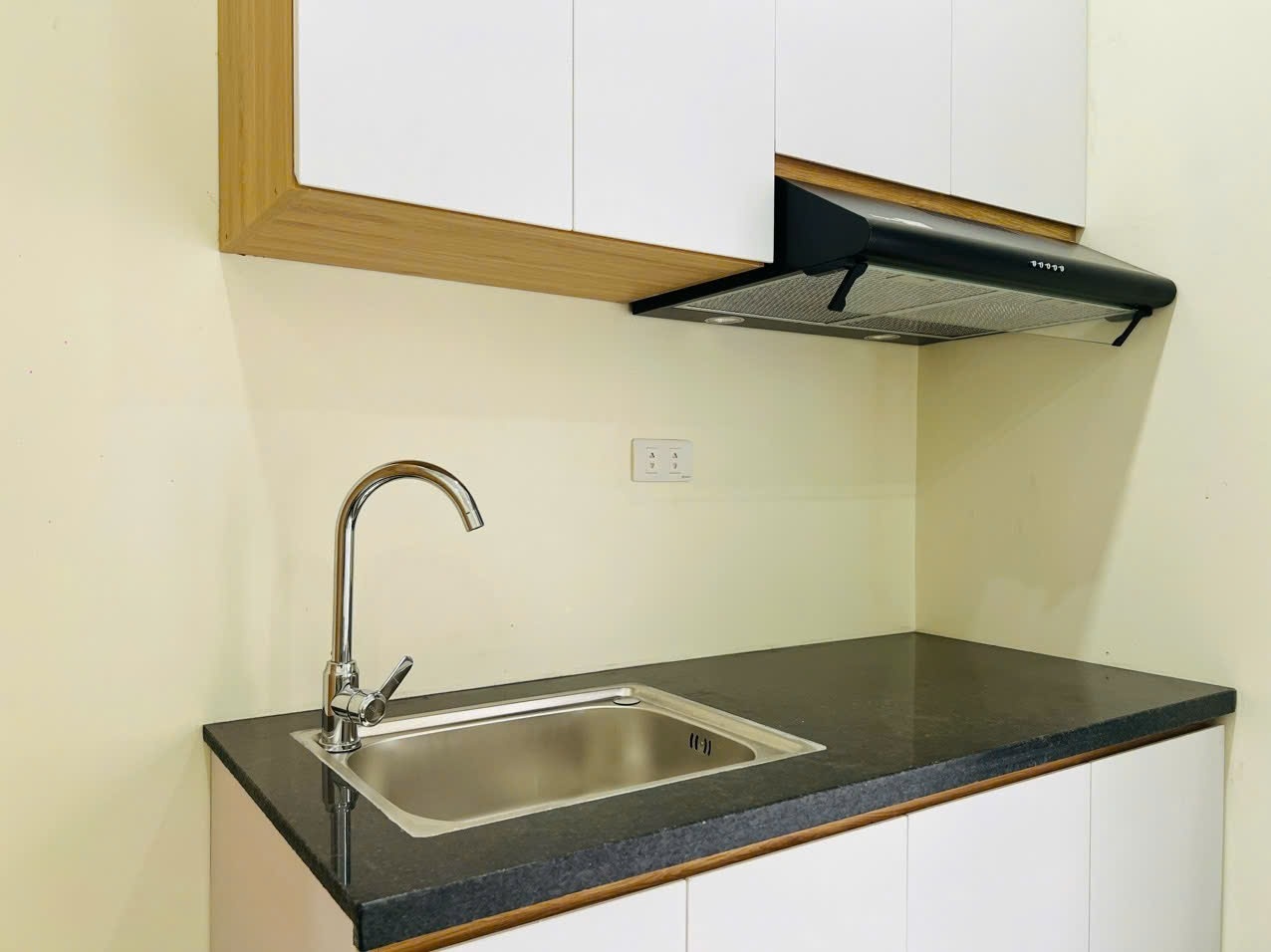 Phòng trọ Studio 20m2 tại TA House Võ Chí Công - Cầu Giấy - Phòng bếp