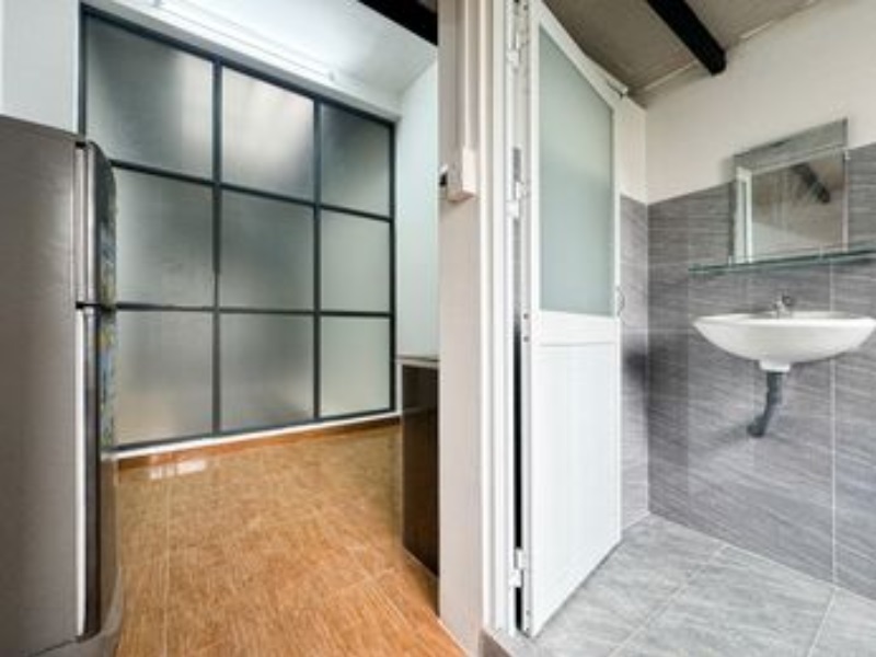 Phòng trọ Duplex 18m2 tại PT House Đường Số 47 - Quận 2 - Phòng tắm