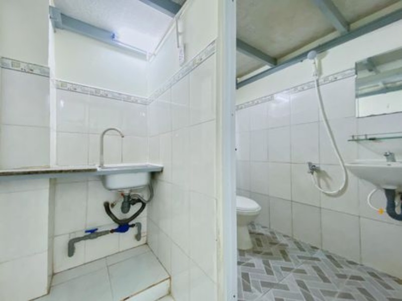 Phòng trọ Duplex 25m2 tại PT Home Đường Số 1 - Bình Tân - Phòng tắm