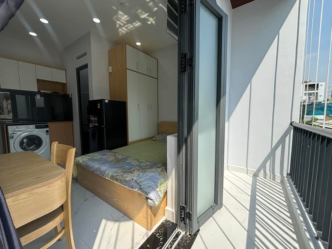 Phòng trọ Studio 28m2 tại AP House Đặng Thuỳ Trâm - Bình Thạnh  - Phòng khách