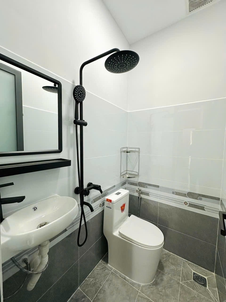 Phòng trọ Studio 25m2 tại AP House Đặng Thuỳ Trâm - Bình Thạnh  - Phòng tắm