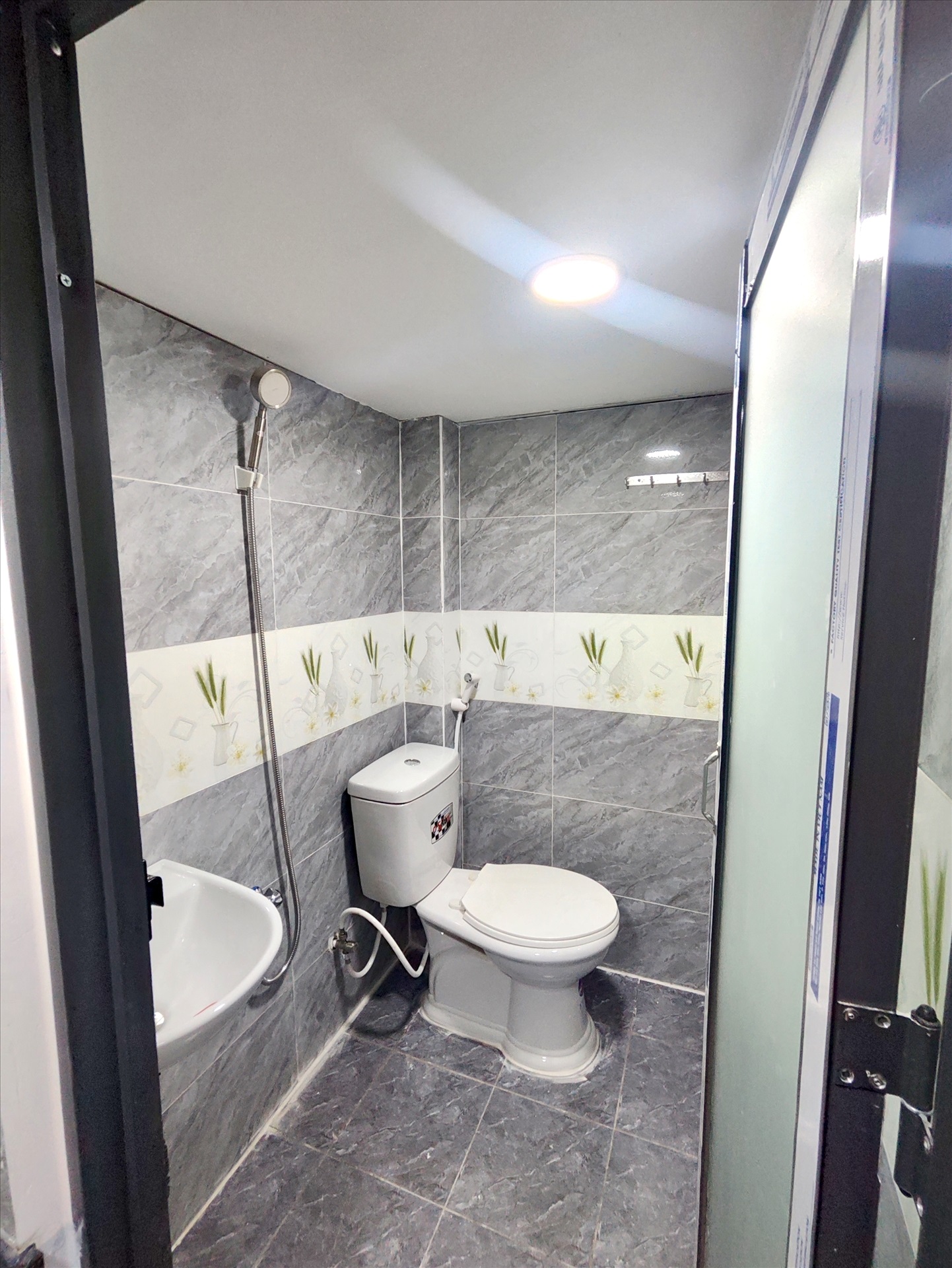 Phòng trọ Duplex 20m2 tại K Room Đinh Bộ Lĩnh - Bình Thạnh  - Phòng tắm