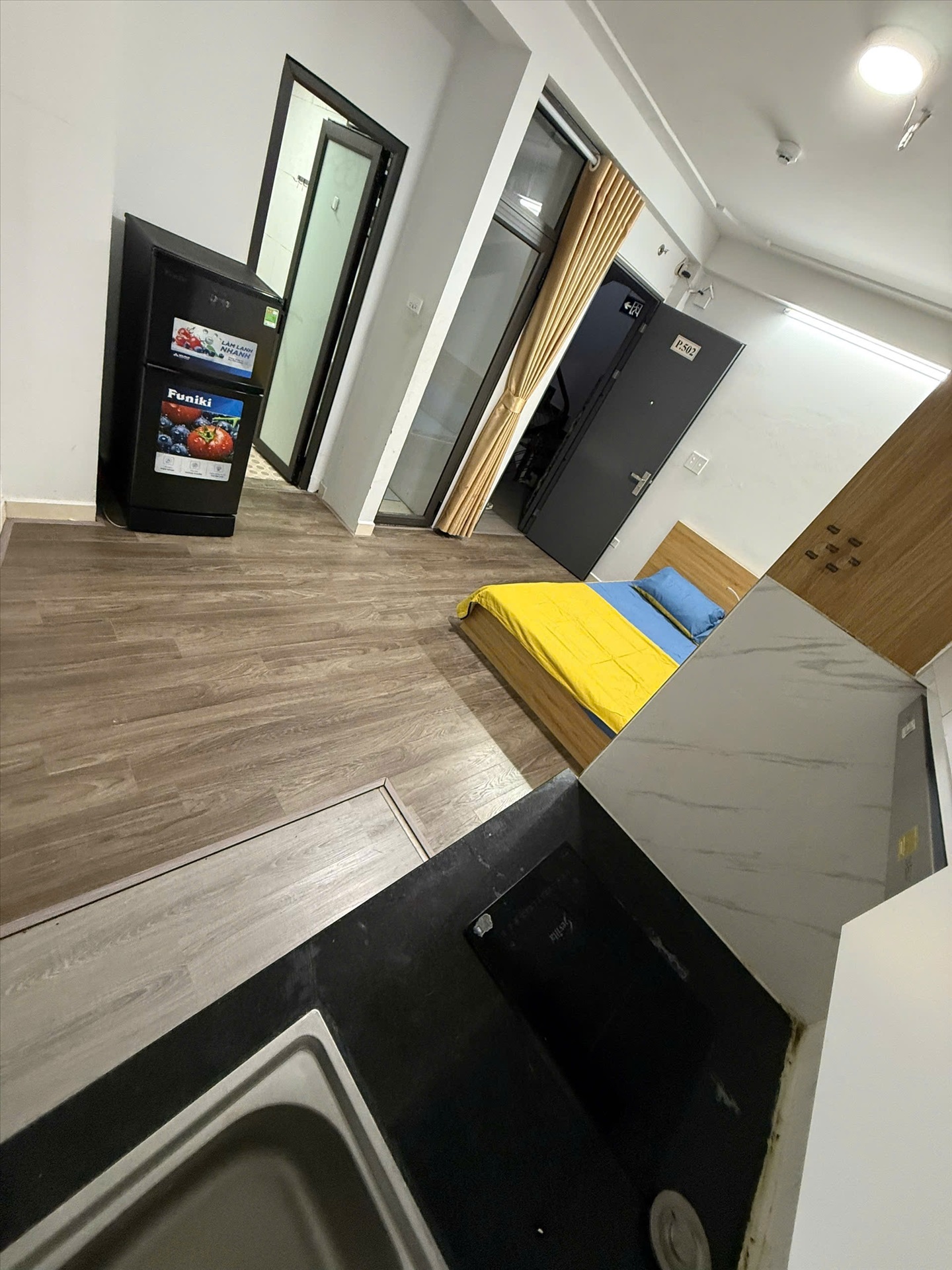 Phòng trọ Studio 25m2 tại AK House Mỹ Đình - Nam Từ Liêm  - Phòng khách