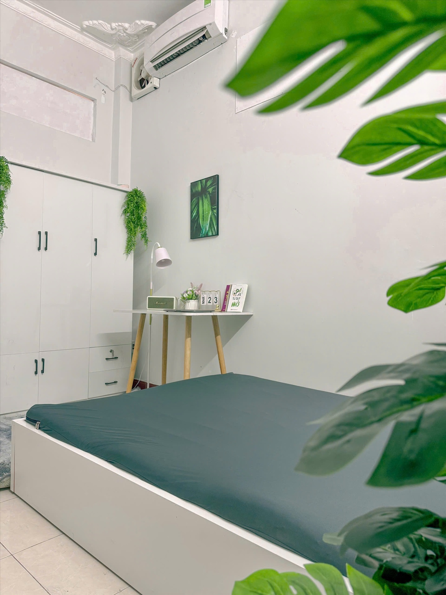 Phòng trọ Studio 20m2 tại TL Apartment Trần Nhân Tôn - Quận 10 - Góc làm việc