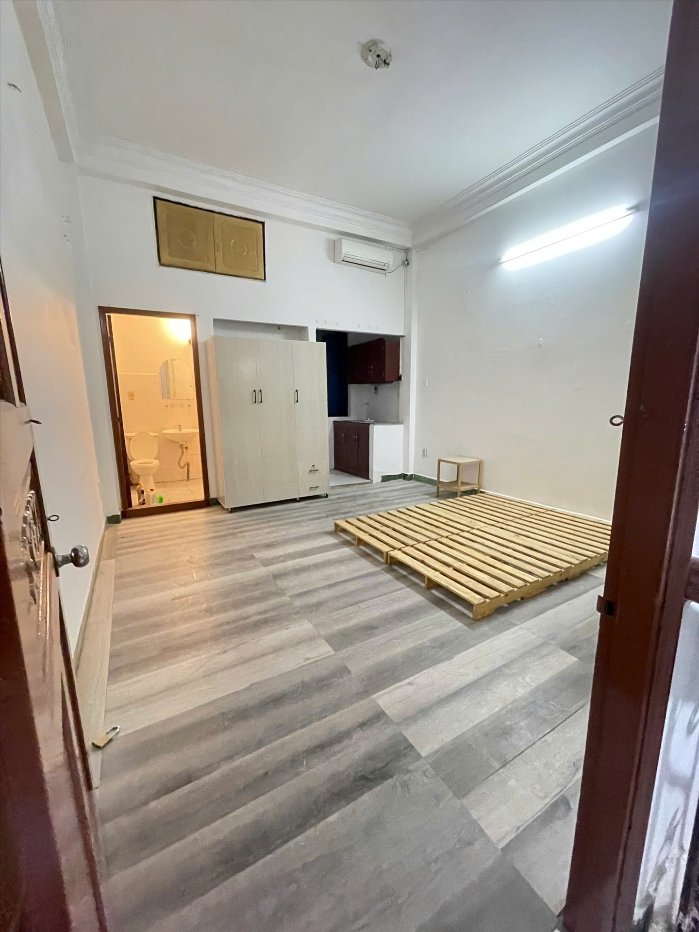 Phòng trọ Studio 30m2 tại PQ House Đinh Bộ Lĩnh - Bình Thạnh - Phòng khách