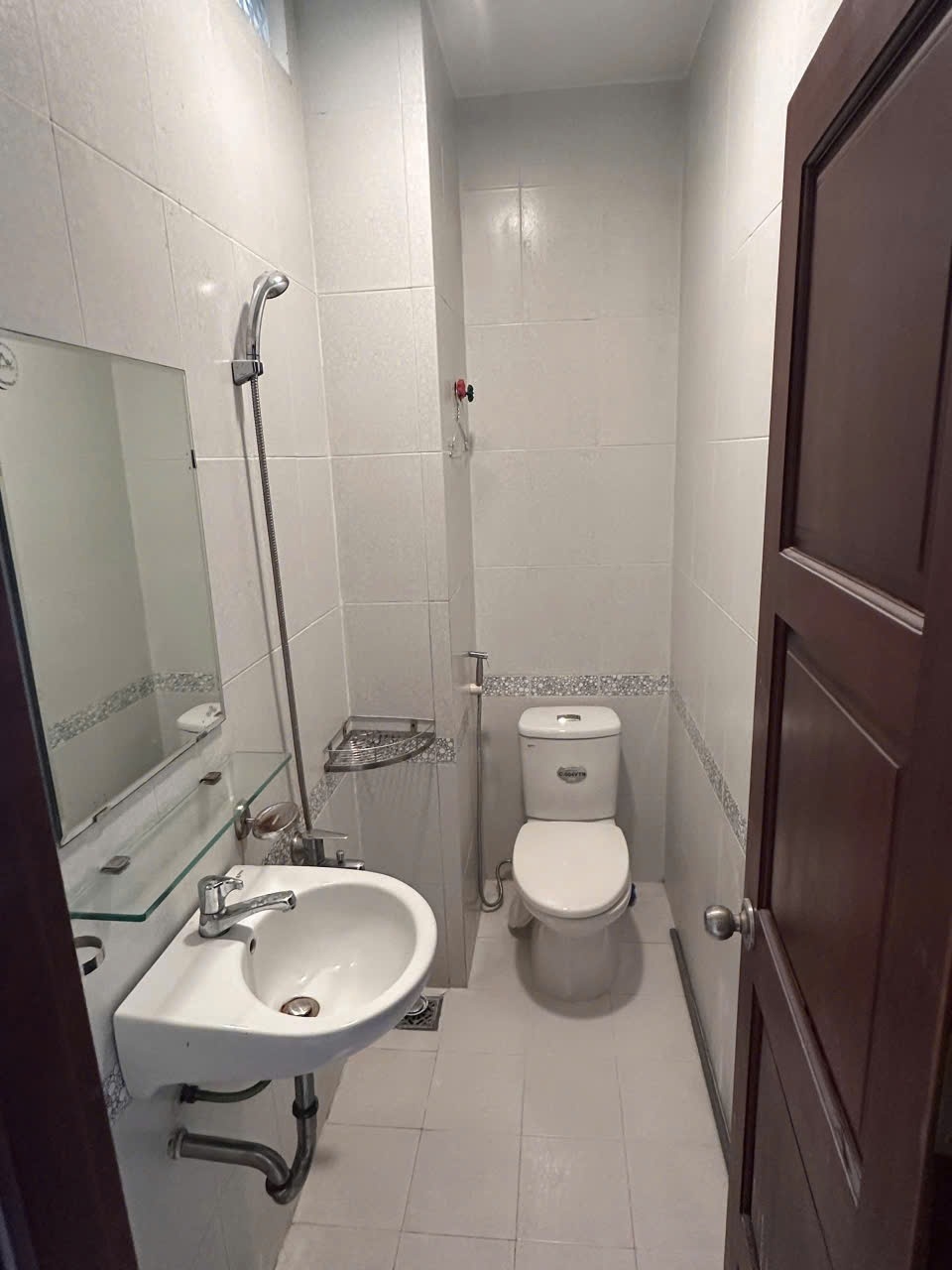 Phòng trọ 2 Phòng ngủ 60m2 tại DT Apartment Huỳnh Văn Bánh - Phú Nhuận - Phòng tắm