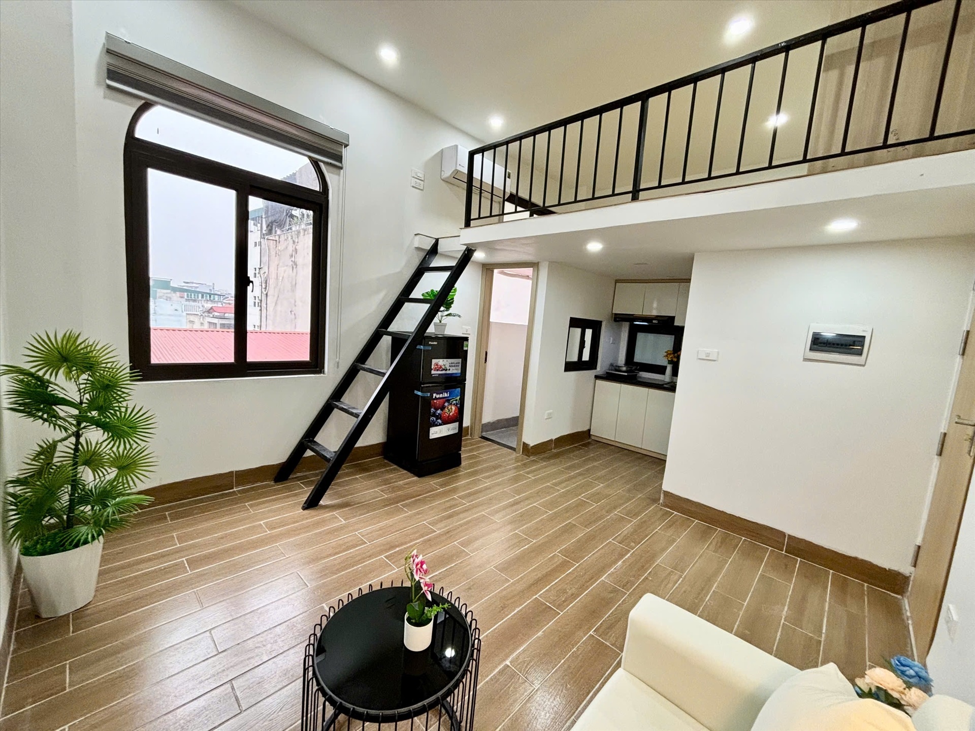 Phòng trọ Duplex 25m2 tại MS House Trung Kính - Cầu Giấy - Phòng khách