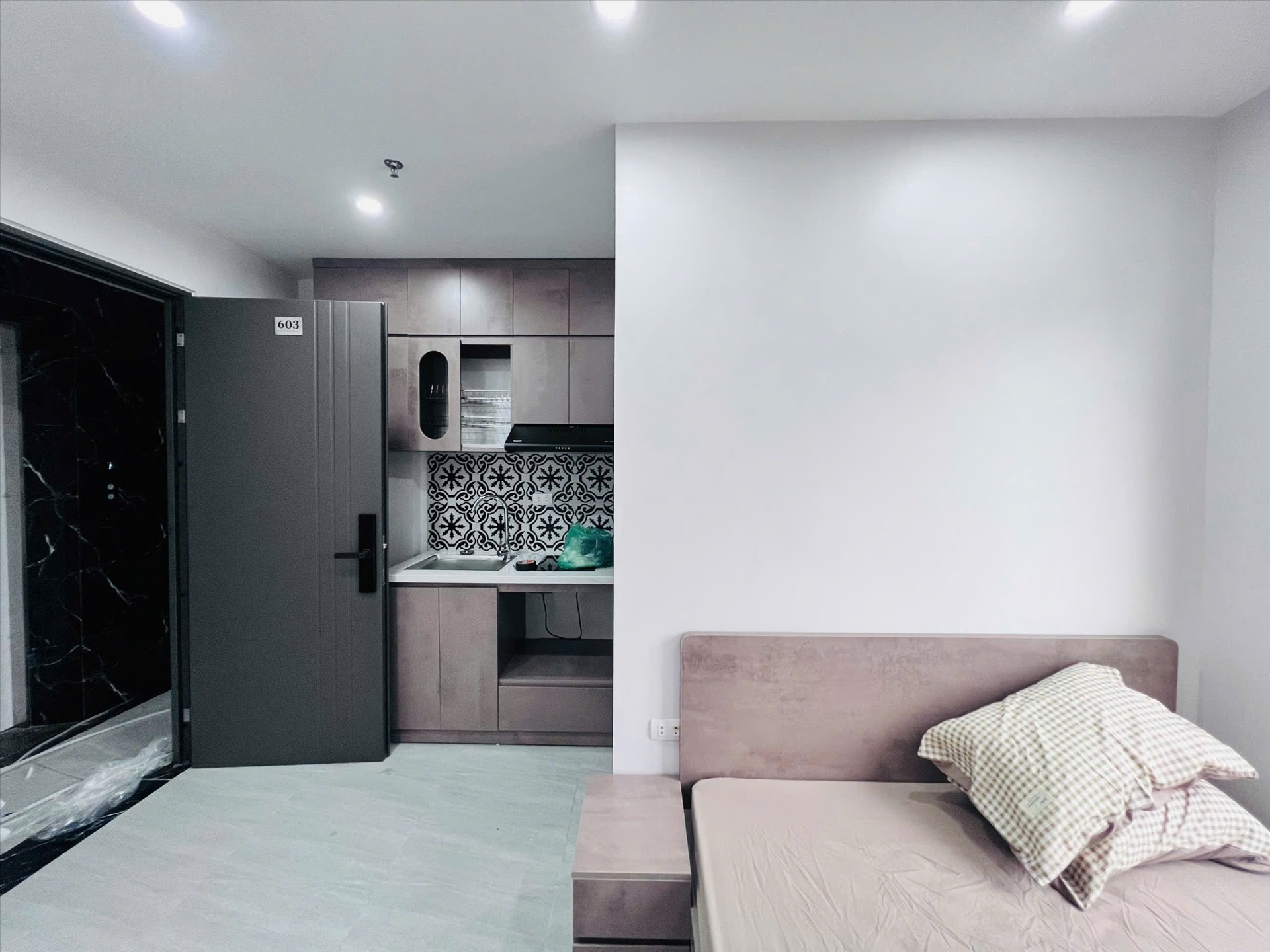 Phòng trọ Studio 20m2 tại DT House Hồ Tùng Mậu - Cầu Giấy - Phòng bếp