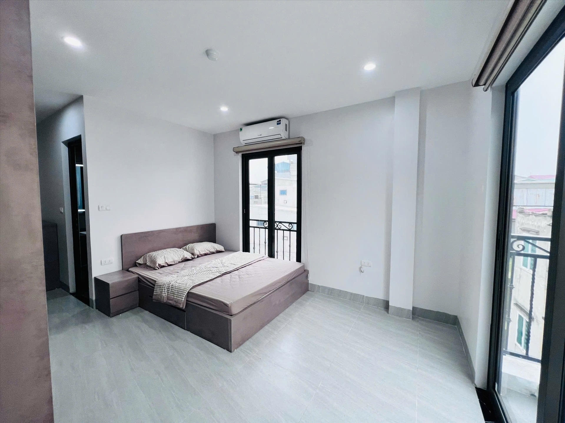 Phòng trọ DT House Hồ Tùng Mậu - Cầu Giấy
