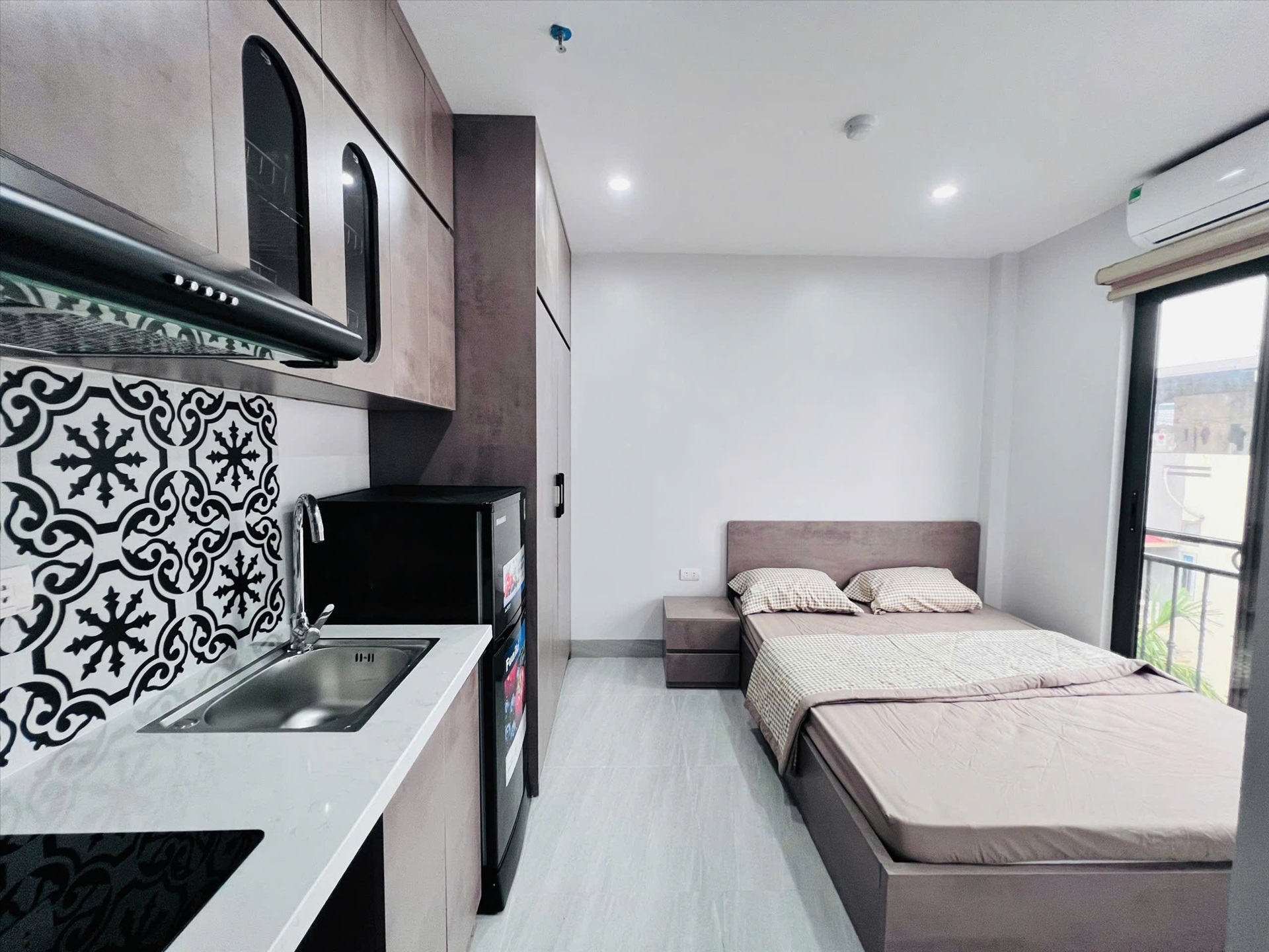 Phòng trọ DT House Hồ Tùng Mậu - Cầu Giấy - Phòng (*)