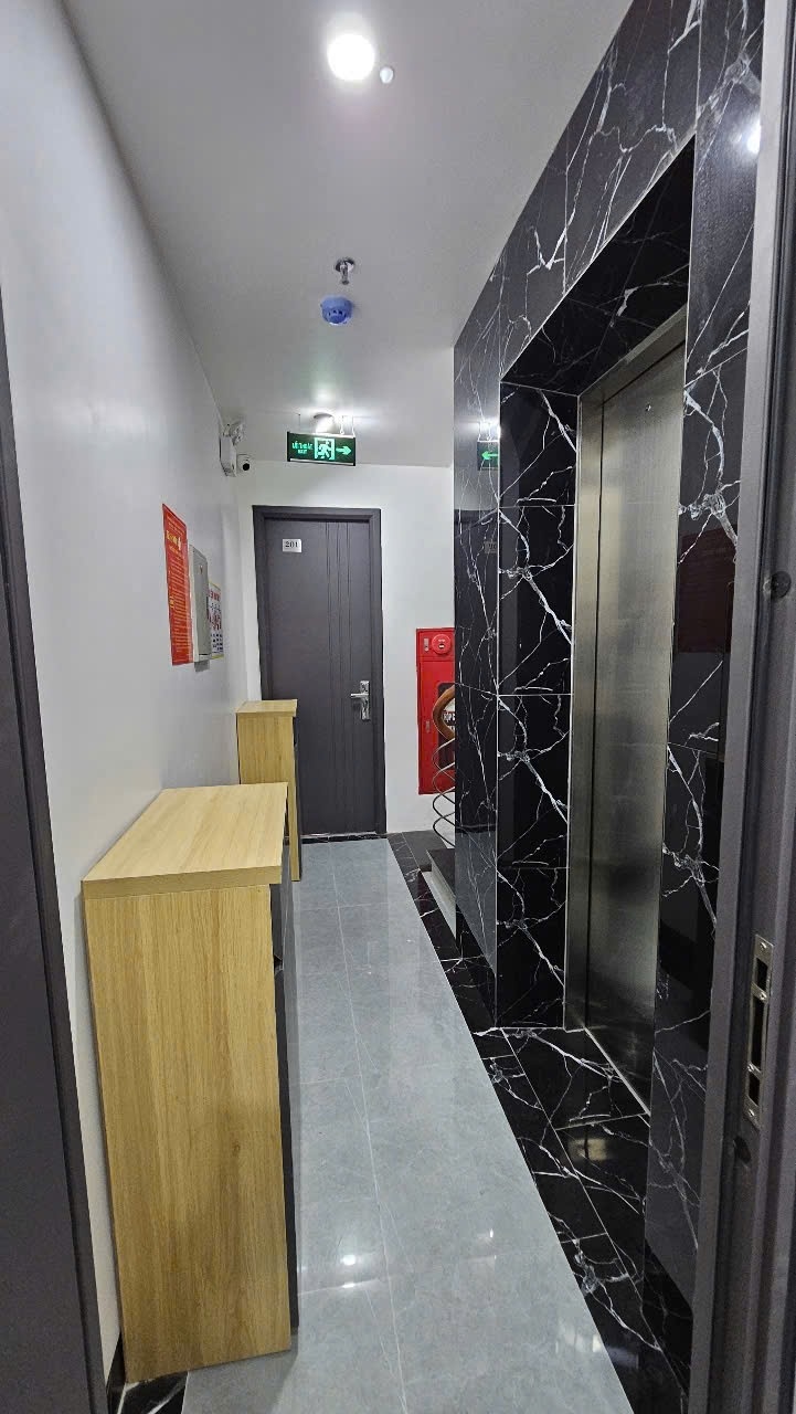 Phòng trọ Studio 25m2 tại DT House Yên Hoà  - Cầu Giấy - Phòng khách
