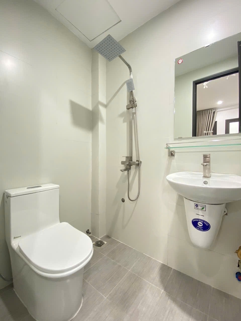 Phòng trọ Studio 18m2 tại MT House Yên Hòa - Cầu Giấy - Phòng tắm