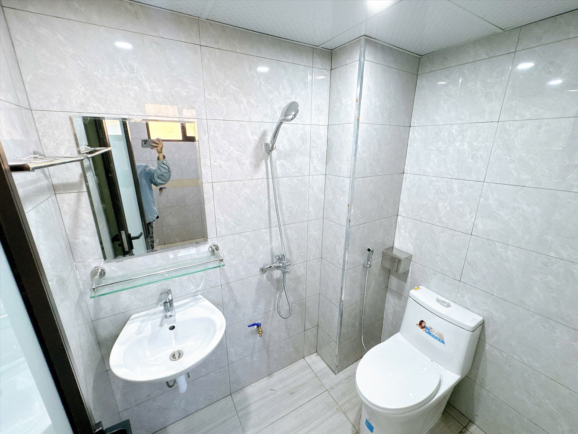 Phòng trọ Studio 30m2 tại TD House Ngọc Trục - Nam Từ Liêm - Phòng tắm