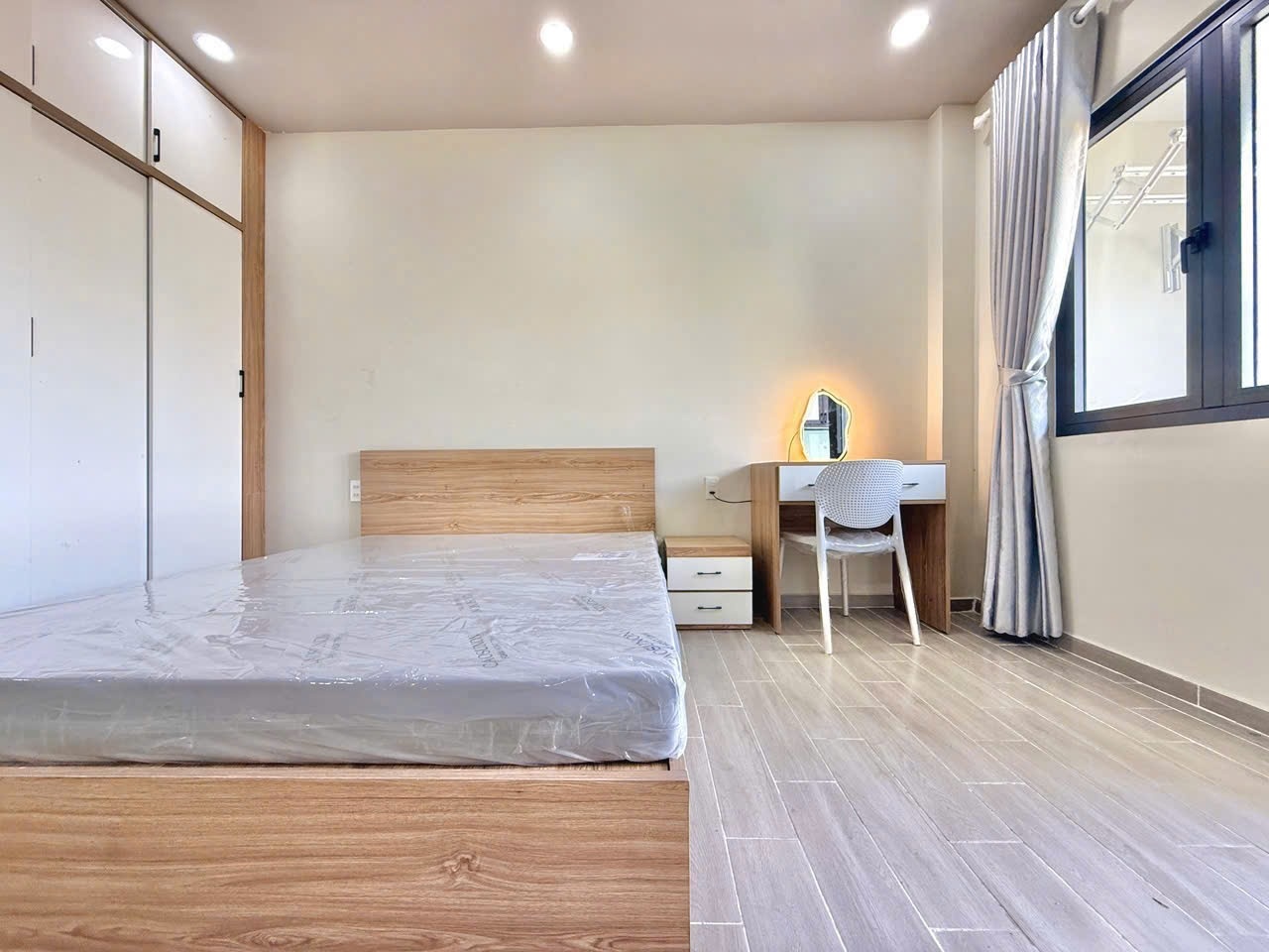 Phòng trọ AM Home Phó Đức Chính - Bình Thạnh - Phòng (*)
