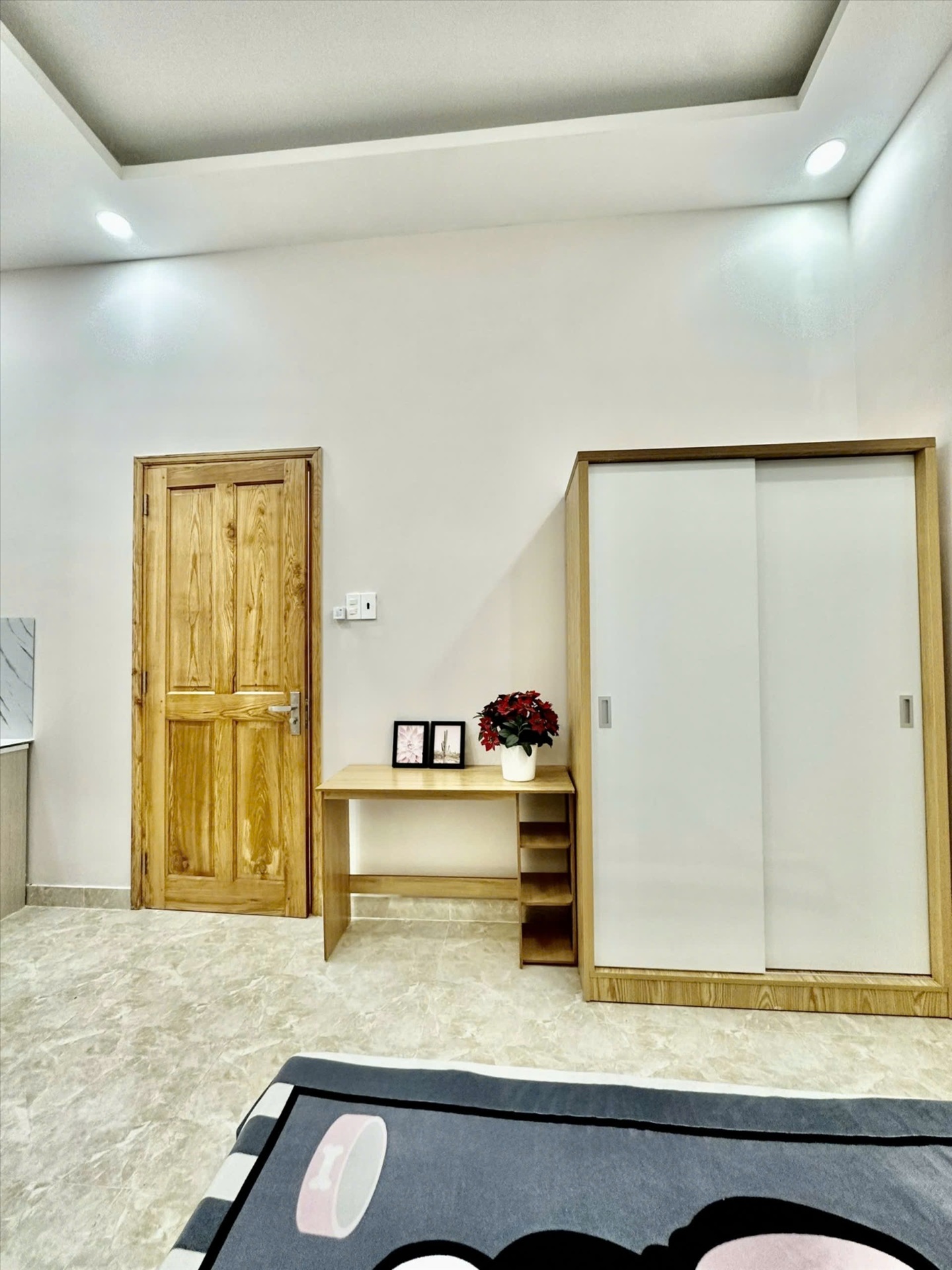 Phòng trọ Studio 25m2 tại Diamond House Nơ Trang Long - Bình Thạnh - Góc làm việc
