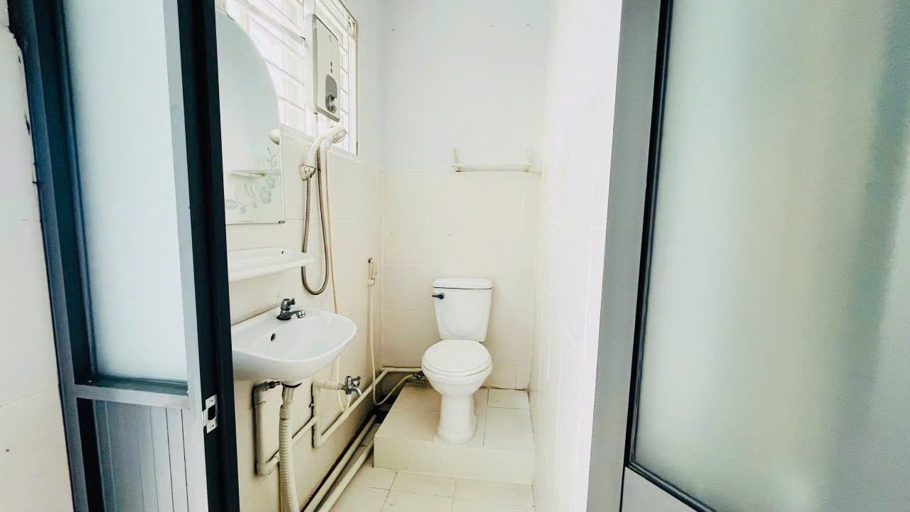 Phòng trọ 1 Phòng ngủ 40m2 tại AT Home Trà Khúc - Tân Bình - Phòng tắm