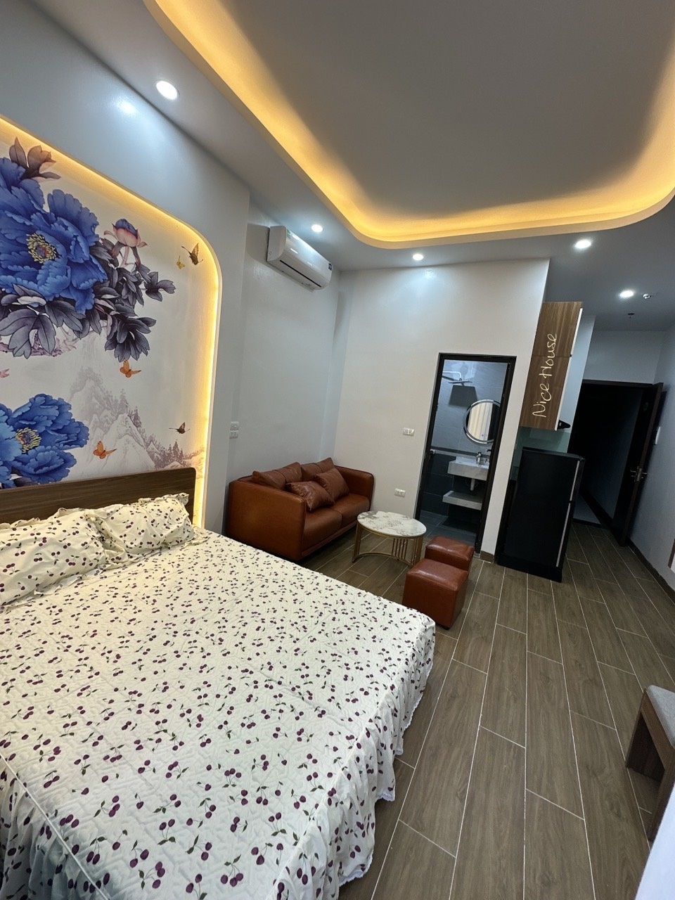 Phòng trọ Studio 35m2 tại NTV Apartment Nguyễn Ngọc Vũ - Cầu Giấy - Phòng khách