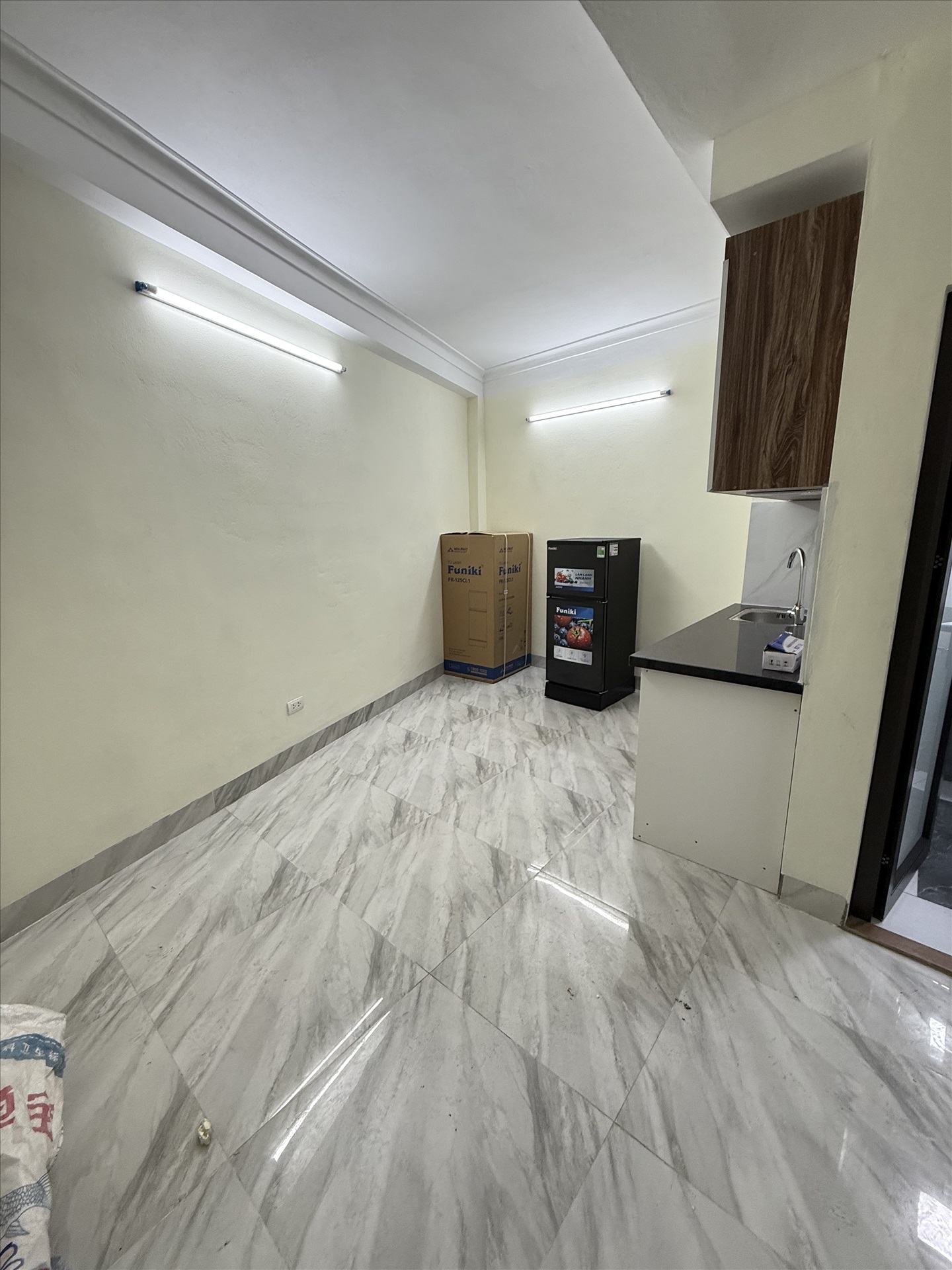 Phòng trọ NTV Apartment Mỹ Đình - Nam Từ Liêm - Toàn cảnh tòa nhà (*)