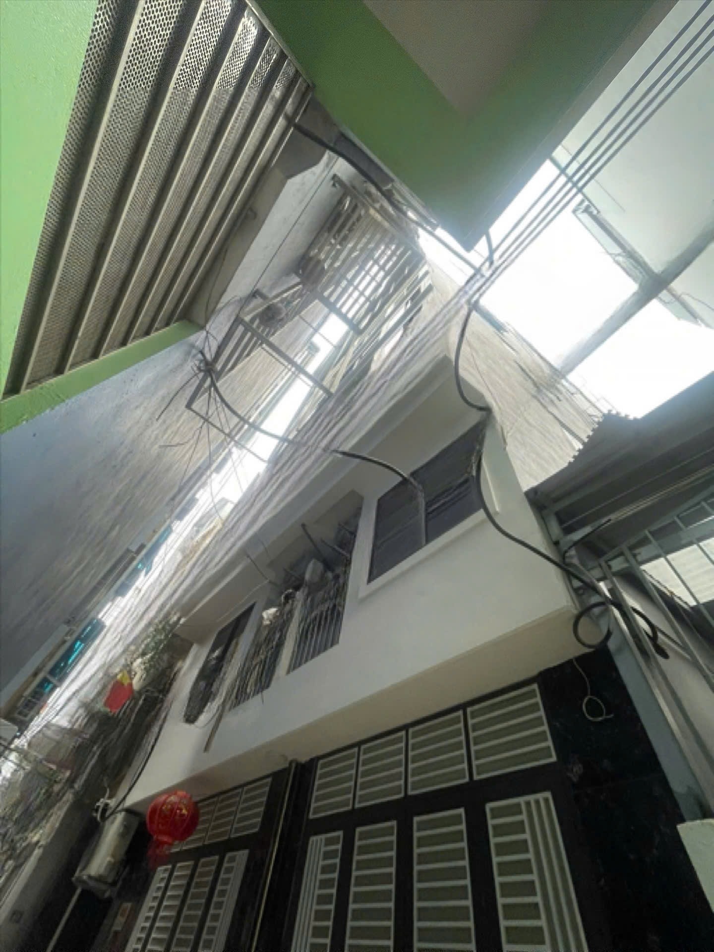 Phòng trọ AH House Mễ Trì - Nam Từ Liêm - Toàn cảnh tòa nhà (*)