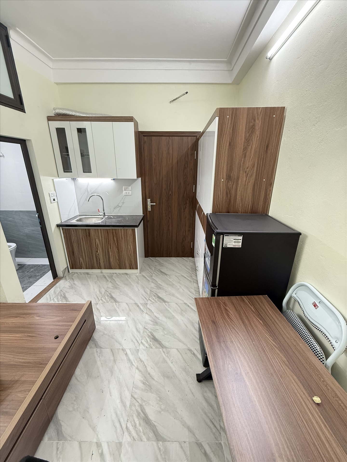 Phòng trọ Studio 20m2 tại NTV Apartment Mỹ Đình - Nam Từ Liêm - Phòng khách