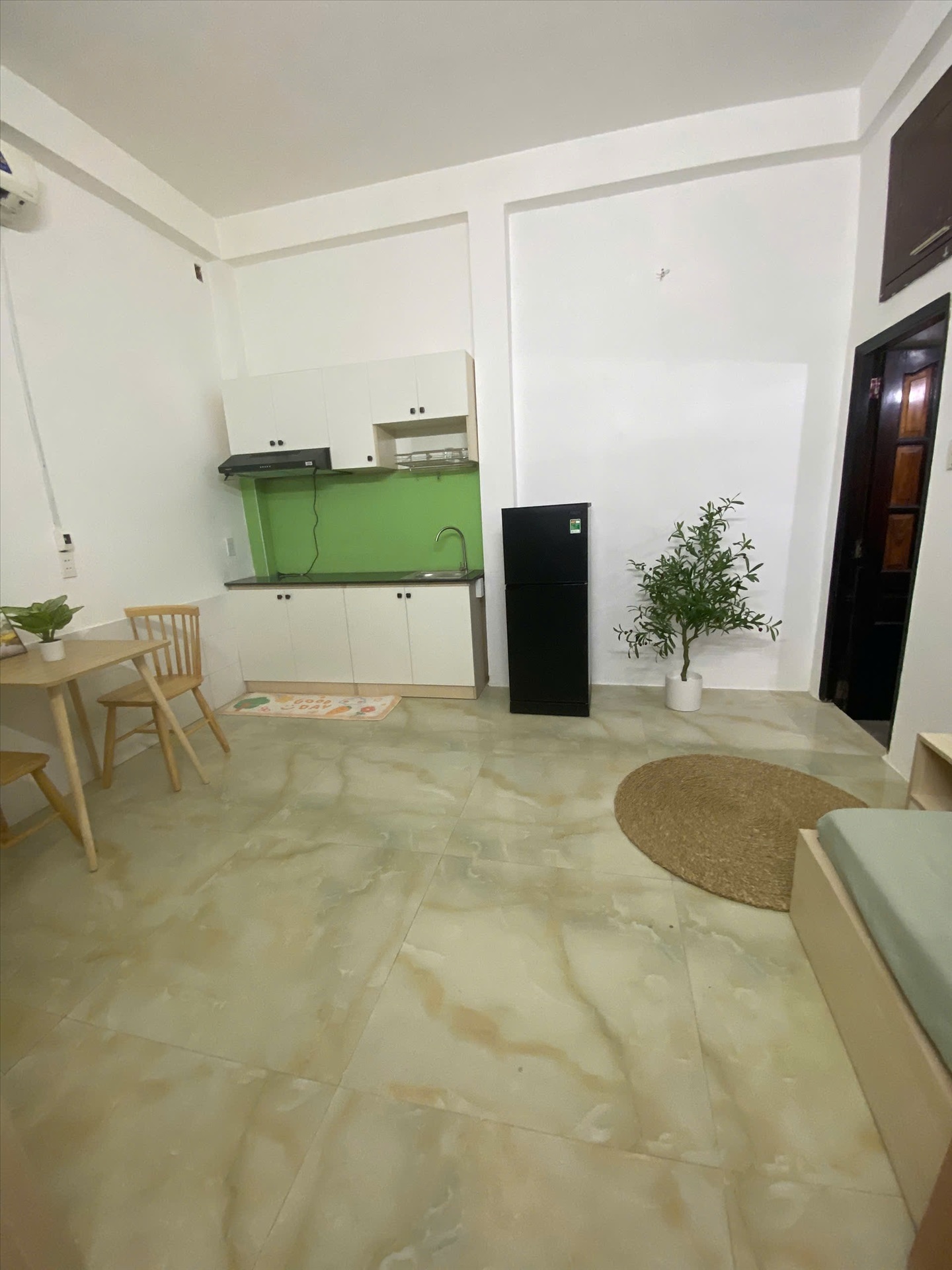 Phòng trọ CM Room Nguyễn Thái Bình - Tân Bình - Phòng (*)