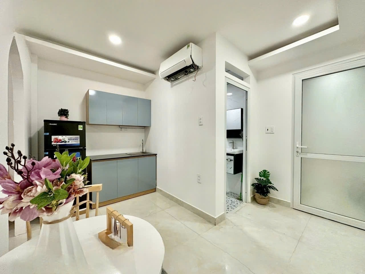 Phòng trọ NL Home Lạc Long Quân - Tân Bình