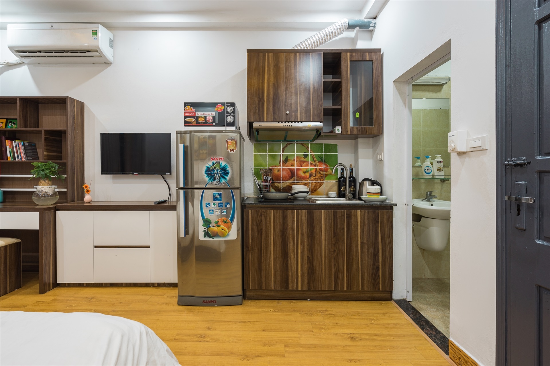 Phòng trọ Sunny Apartment Trần Duy Hưng - Cầu Giấy - Phòng (*)