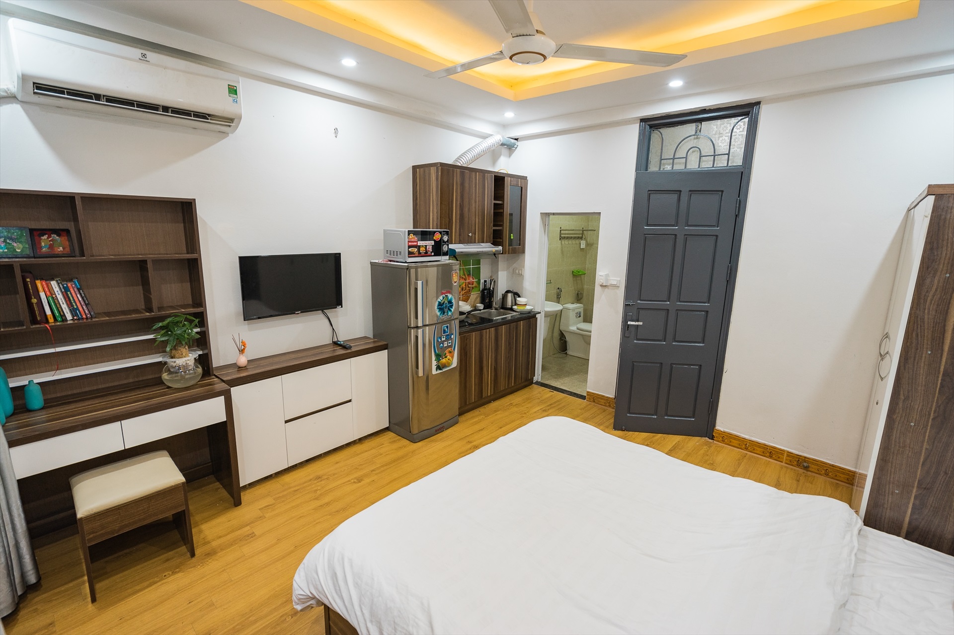 Phòng trọ Sunny Apartment Trần Duy Hưng - Cầu Giấy - Phòng (*)